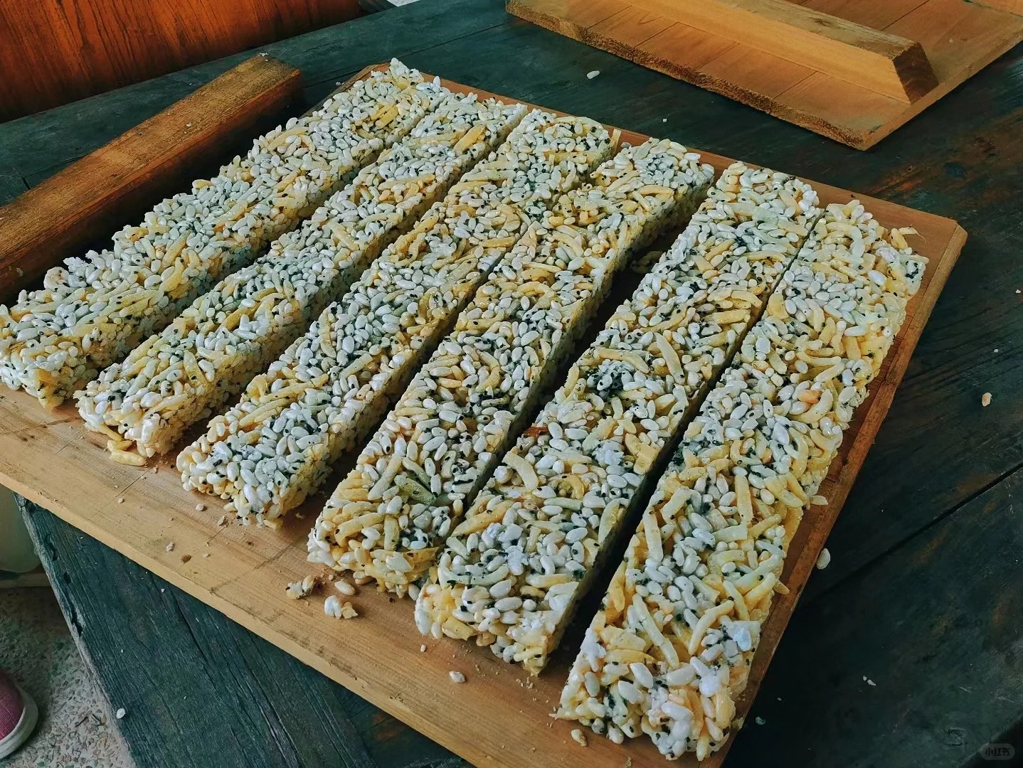 Món "lương khô" 400 năm tuổi từng khiến vua Càn Long tấm tắc, ngỡ lạ mà quen với ký ức Tết Việt- Ảnh 22.