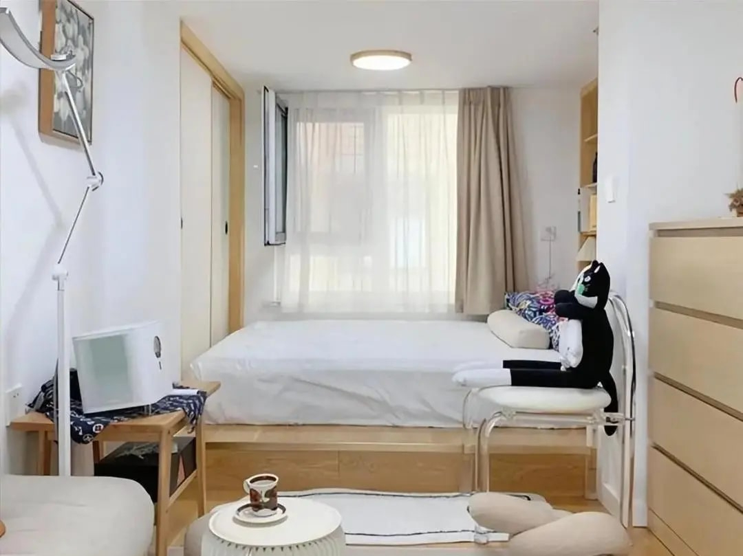 Ngỡ ngàng căn hộ 14m2 ở Hong Kong: Nhỏ xíu mà tận 2 phòng khách, đủ sống thoải mái- Ảnh 5. Ngỡ ngàng căn hộ 14m2 ở Hong Kong: Nhỏ xíu mà tận 2 phòng khách, đủ sống thoải mái- Ảnh 5.