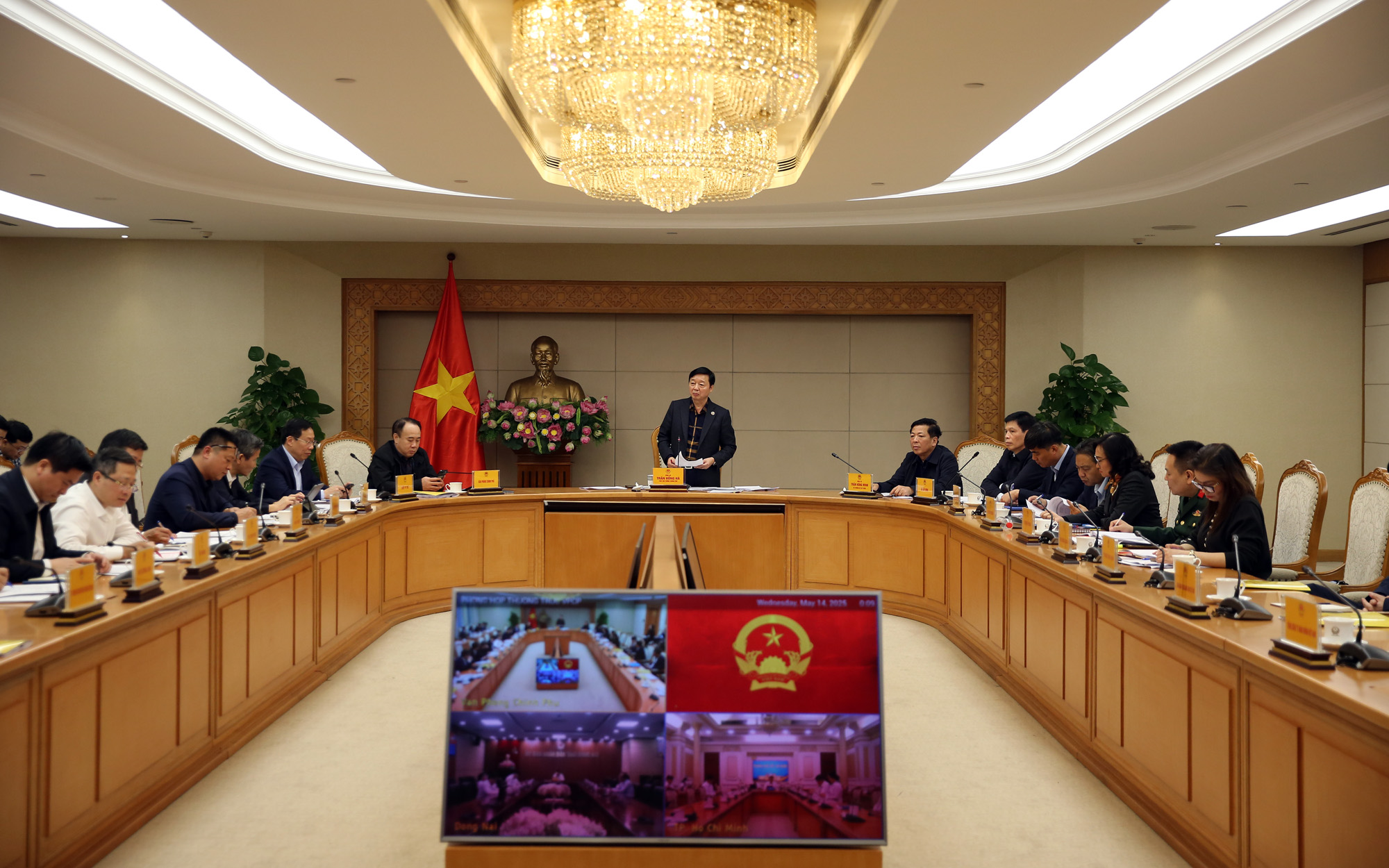 Ngay trong tuần này, Việt Nam sẽ chứng kiến kỷ lục trên 3,4 triệu tỷ đồng- Ảnh 1.