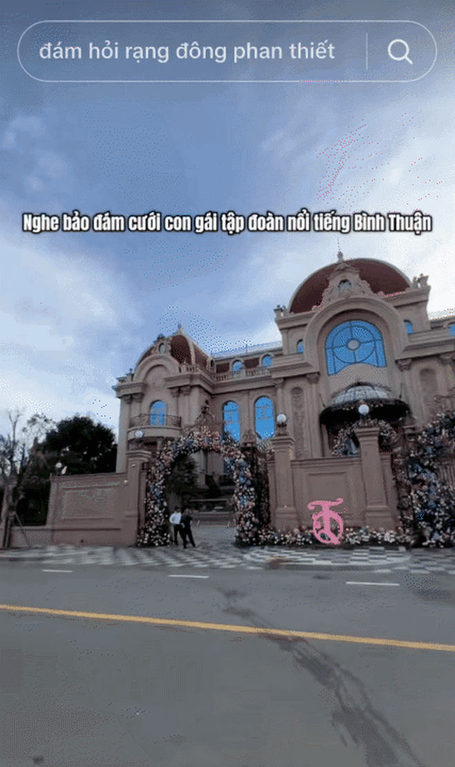 Đám cưới hé lộ dinh thự "khủng" nhất Phan Thiết - cô dâu là ái nữ tập đoàn nghìn tỷ kín tiếng nhất Việt Nam - Ảnh 3. Đám cưới hé lộ dinh thự "khủng" nhất Phan Thiết - cô dâu là ái nữ tập đoàn nghìn tỷ kín tiếng nhất Việt Nam - Ảnh 3.