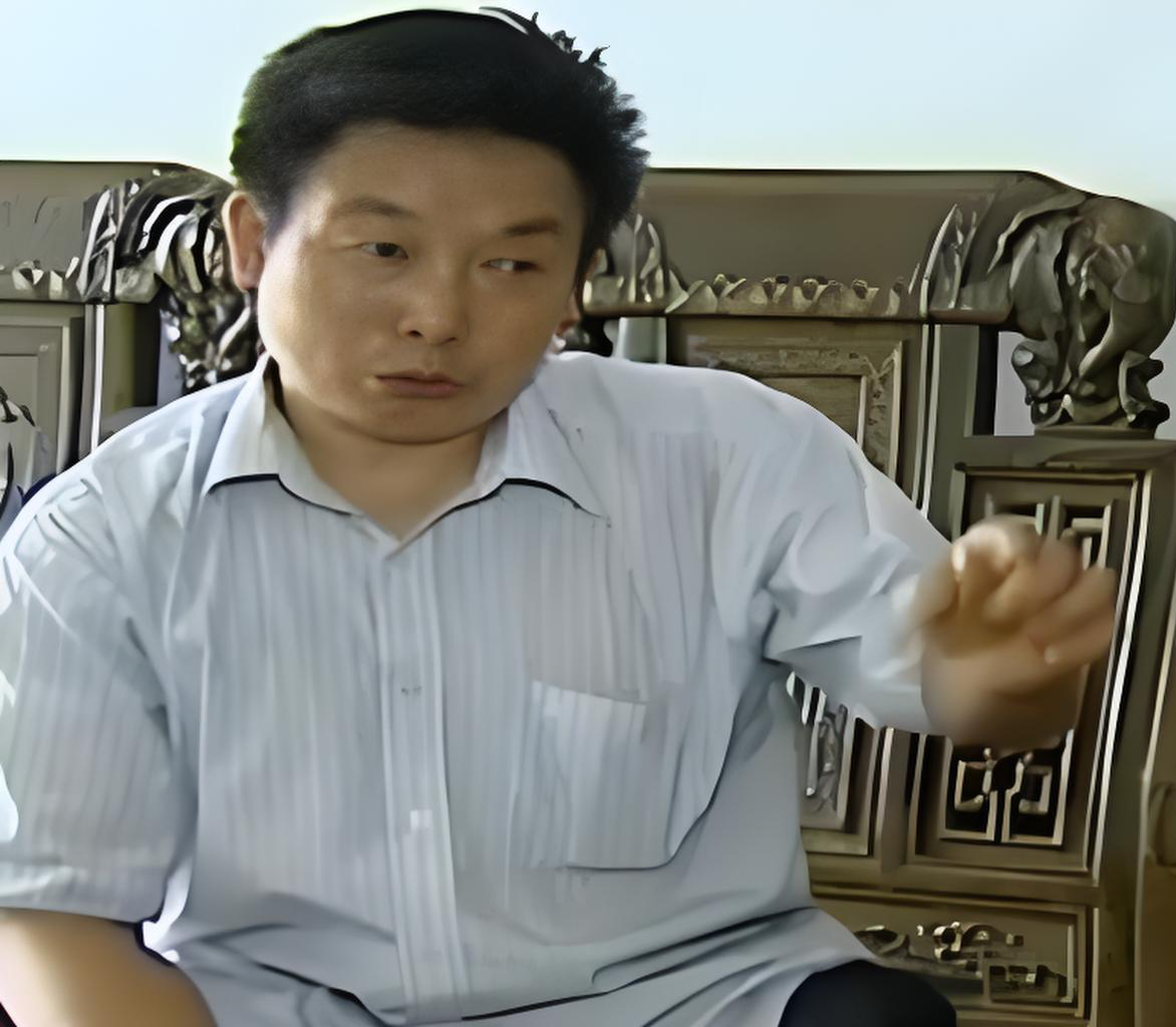 Nữ sinh thi đỗ ĐH danh tiếng rồi lén nhận cha ruột là đại gia, biết sự thật, cha nuôi bật khóc: "Trả lại tôi phí nuôi dưỡng!"- Ảnh 3.