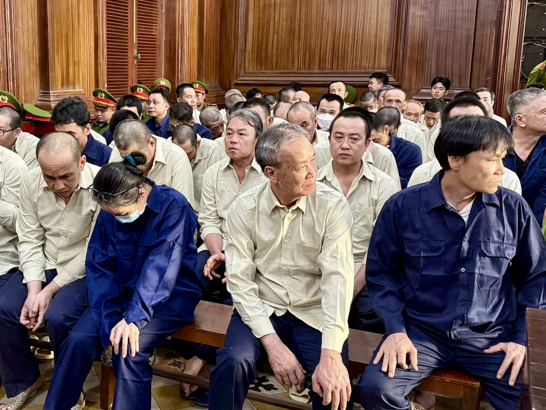 Bí mật ở kho xăng dầu của Saigon Transco lộ tẩy - Ảnh 2.