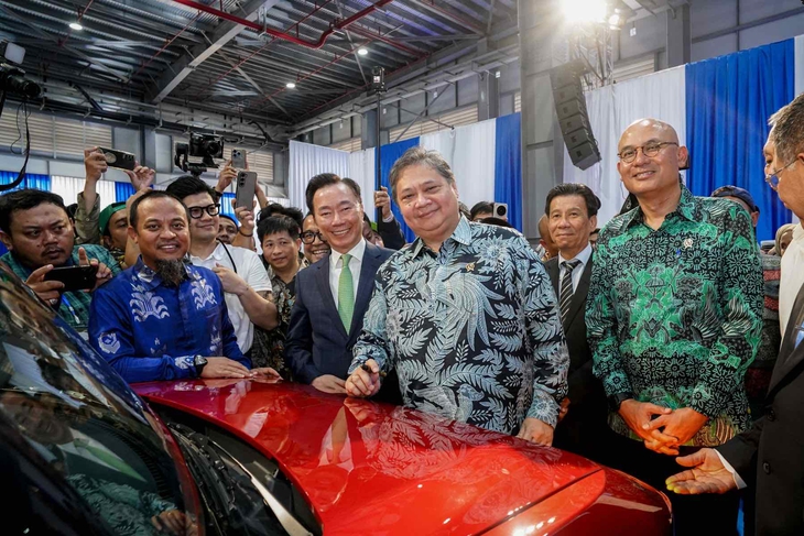 Hàng loạt động thái khẳng định VinFast của ông Phạm Nhật Vường sẽ 'thống trị' thị trường xe điện Đông Nam Á - Ảnh 2.