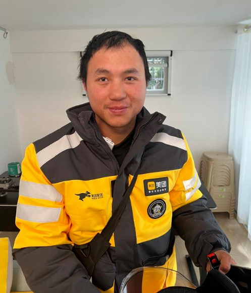 Phát hiện thanh niên 26 tuổi làm shipper, 3 năm kiếm hơn 3,8 tỷ đồng- Ảnh 1.