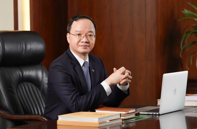 NHNN lấy ý kiến việc khen thưởng 3 cá nhân ở Vietcombank- Ảnh 2.