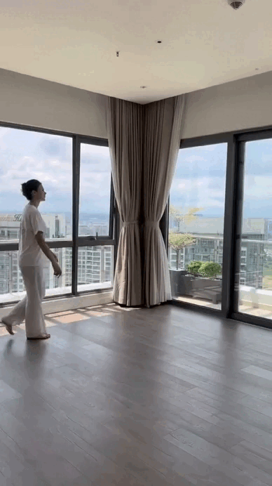 Mỹ nhân Việt có "style ăn cưới" đẹp rung chuyển thị giác, sống đời nữ hoàng trong penthouse triệu đô - Ảnh 6. Mỹ nhân Việt có "style ăn cưới" đẹp rung chuyển thị giác, sống đời nữ hoàng trong penthouse triệu đô - Ảnh 6.