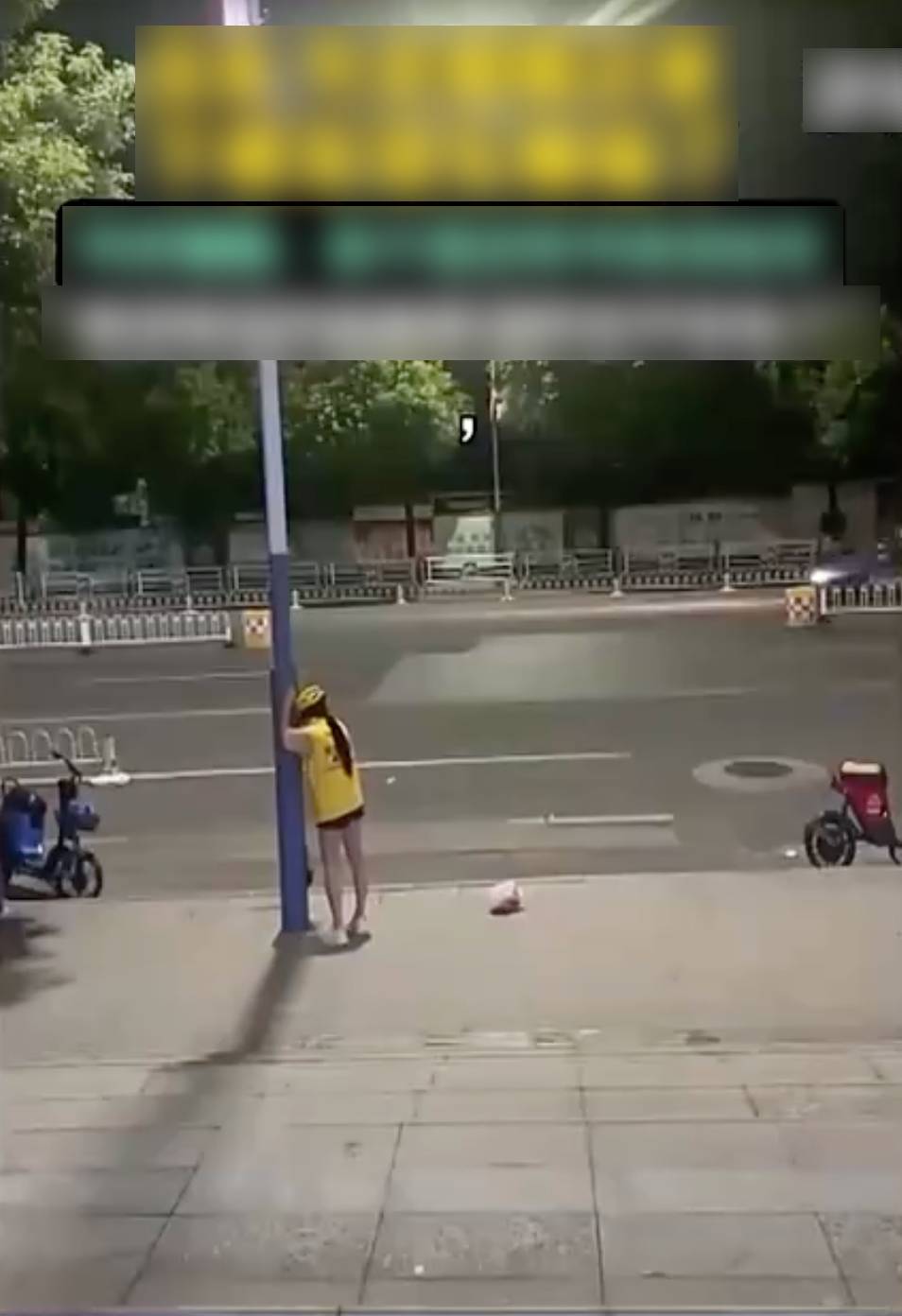 Nữ shipper khóc tức tưởi vì mất xe hút 60 triệu lượt xem: Không ai ngờ đây là thủ phạm!- Ảnh 3. Nữ shipper khóc tức tưởi vì mất xe hút 60 triệu lượt xem: Không ai ngờ đây là thủ phạm!- Ảnh 3.