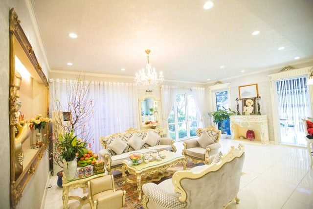 Nữ nghệ sĩ Việt là "đại gia đất mỏ", 45 tuổi lấy chồng, BĐS trải dài từ Nam ra Bắc- Ảnh 8. Nữ nghệ sĩ Việt là "đại gia đất mỏ", 45 tuổi lấy chồng, BĐS trải dài từ Nam ra Bắc- Ảnh 8.