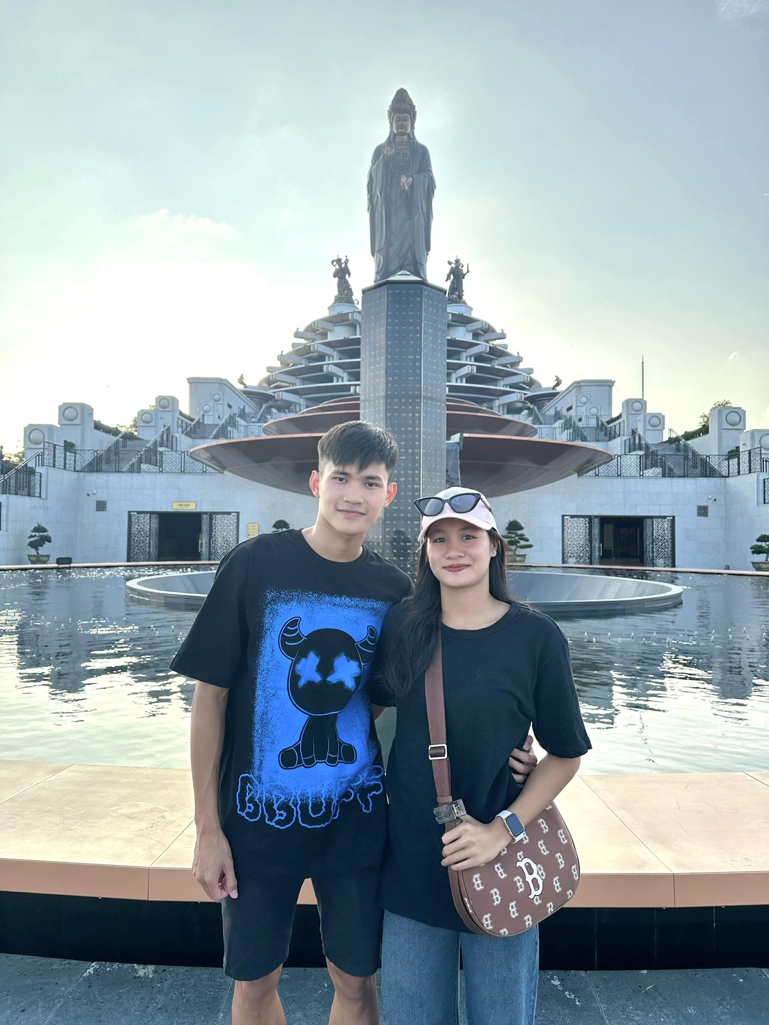 Bức ảnh gây sốt của cặp đôi hot nhất SEA Games 33: Trai tài gái giỏi, đẹp đôi còn "lụm" cả "rổ" huy chương!- Ảnh 7. Bức ảnh gây sốt của cặp đôi hot nhất SEA Games 33: Trai tài gái giỏi, đẹp đôi còn "lụm" cả "rổ" huy chương!- Ảnh 7.