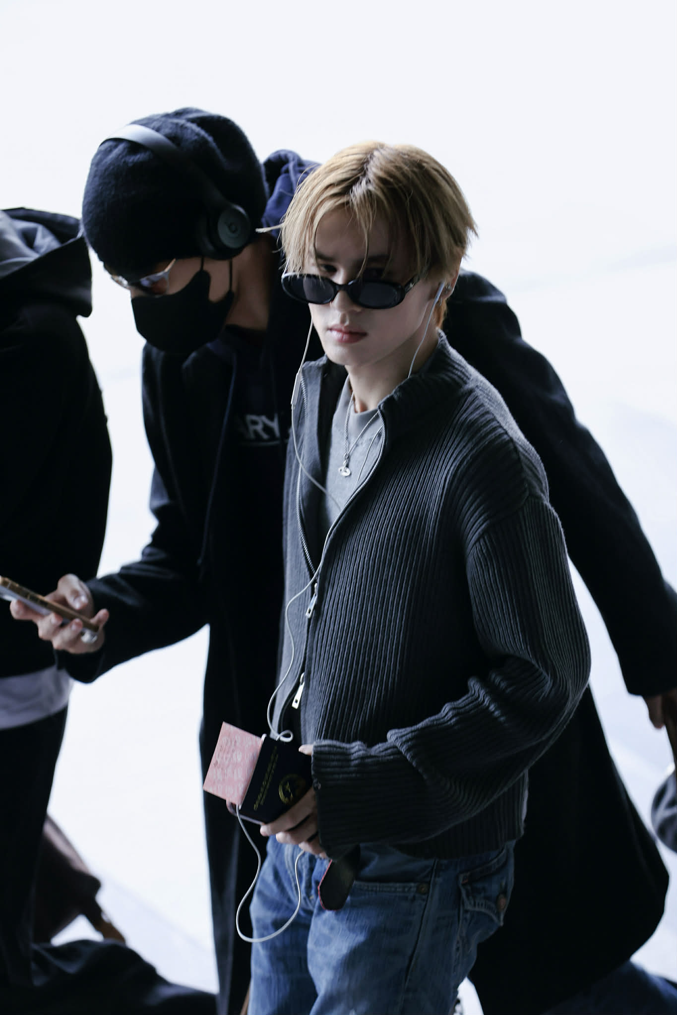 Nghề làm "trạm tỷ" đang hot ở Việt Nam: 30 phút có một bộ ảnh, tiền chảy vào túi nhiều gấp 5 - Ảnh 10. Nghề làm "trạm tỷ" đang hot ở Việt Nam: 30 phút có một bộ ảnh, tiền chảy vào túi nhiều gấp 5 - Ảnh 10.