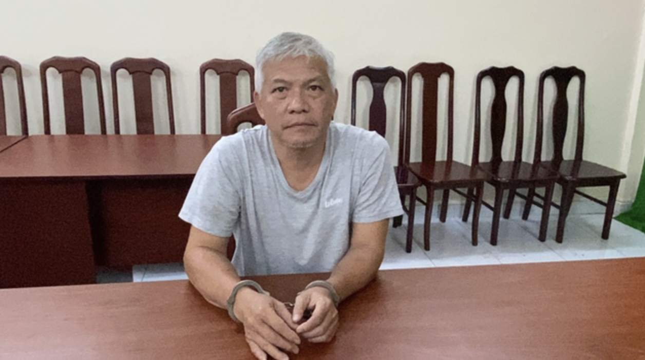 Vợ chồng chủ tiệm vàng lớn ở TPHCM "bí mật" chuyển tiền qua Campuchia - Ảnh 1.