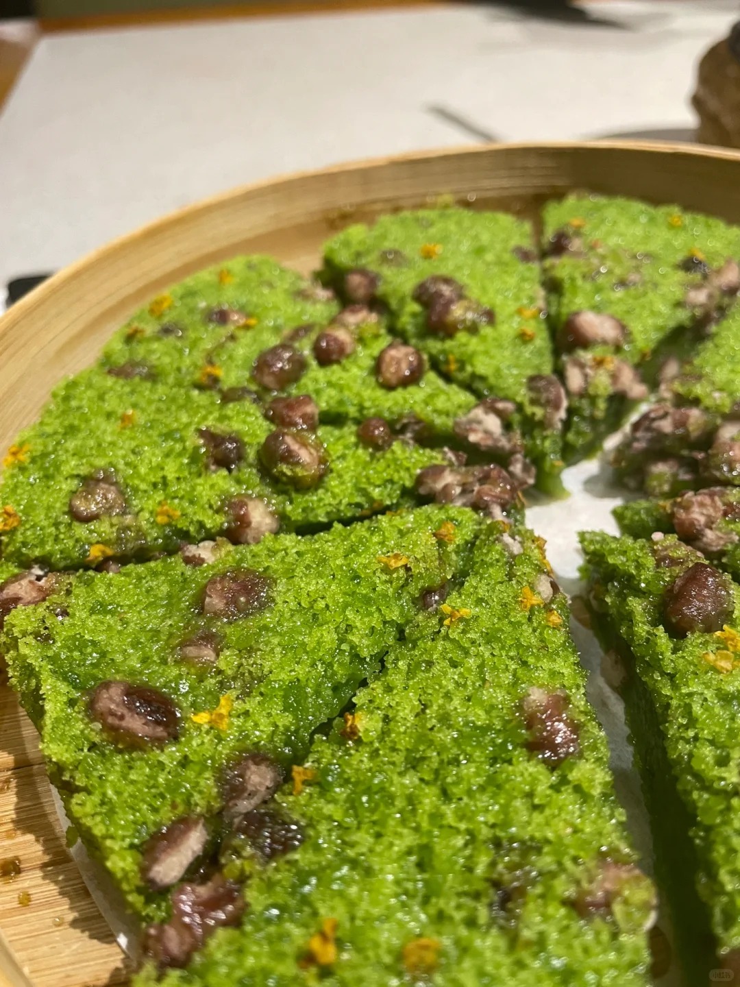 Tưởng là matcha nhưng không phải: Món bánh "xanh mướt" dẻo quẹo đang khiến hội chị em mê đồ Trung lùng sục - Ảnh 4. Tưởng là matcha nhưng không phải: Món bánh "xanh mướt" dẻo quẹo đang khiến hội chị em mê đồ Trung lùng sục - Ảnh 4.