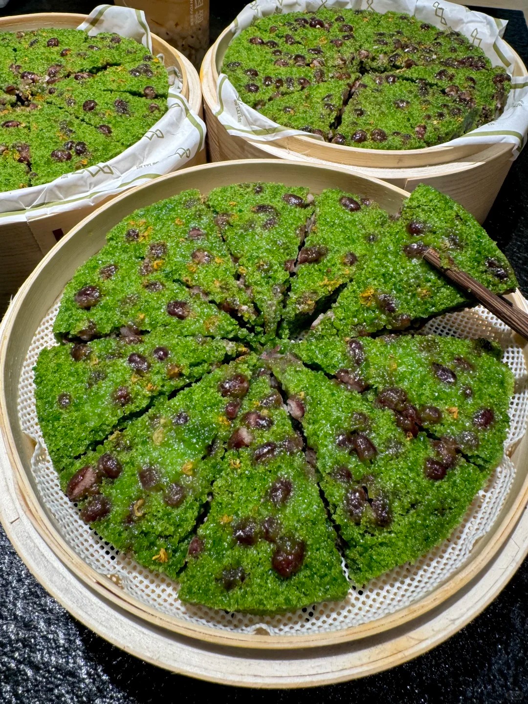 Tưởng là matcha nhưng không phải: Món bánh "xanh mướt" dẻo quẹo đang khiến hội chị em mê đồ Trung lùng sục - Ảnh 6. Tưởng là matcha nhưng không phải: Món bánh "xanh mướt" dẻo quẹo đang khiến hội chị em mê đồ Trung lùng sục - Ảnh 6.