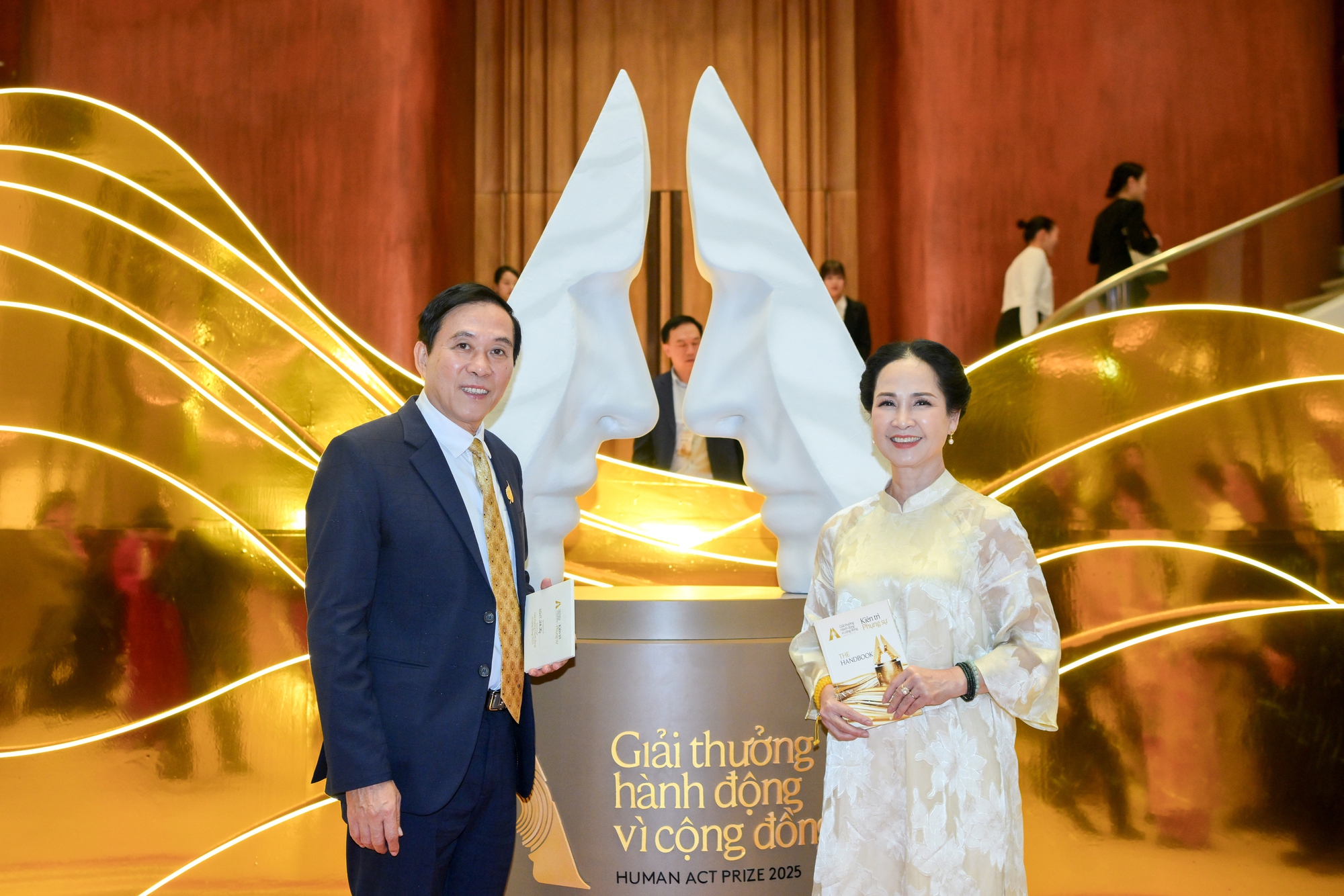 Phó Chủ tịch nước Võ Thị Ánh Xuân dự Gala trao giải Giải thưởng Hành động vì cộng đồng - Human Act Prize 2025 - Ảnh 3.