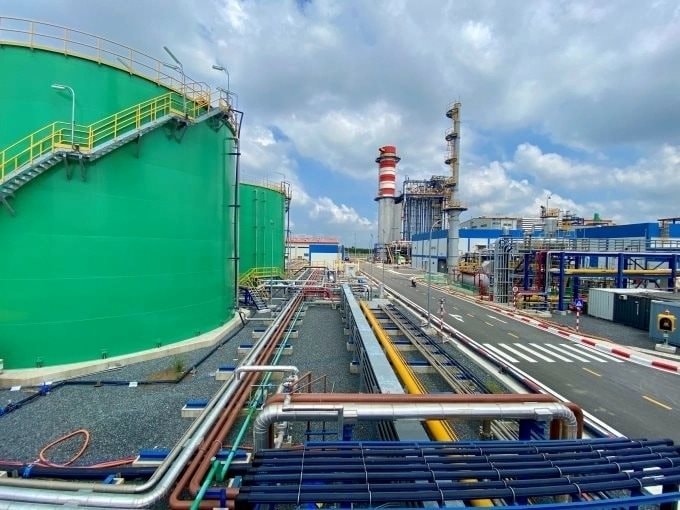 Vietcap dự phóng hai nhà máy điện khí LNG đầu tiên của Việt Nam sẽ có lãi 424 tỷ đồng vào năm 2028- Ảnh 1.