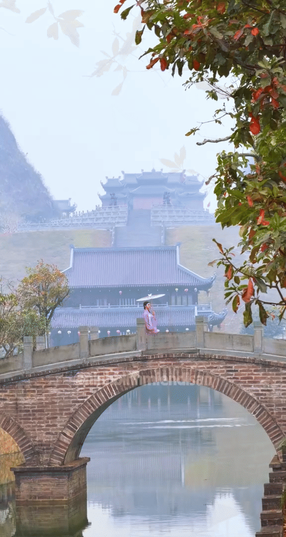 Giữa vùng lõi Bái Đính, Tràng An, có một điểm nữa tên "Thung", du khách nhận xét: Cảnh như trên phim - Ảnh 1.