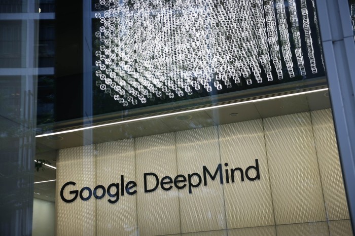 Google DeepMind công bố phòng thí nghiệm đặc biệt: AI cộng tác với robot để nghiên cứu siêu dẫn và bán dẫn- Ảnh 2.