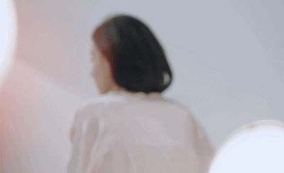 Trương Bá Chi sống thế nào mà bị 3 người quản lý quay lưng? - Ảnh 5. Trương Bá Chi sống thế nào mà bị 3 người quản lý quay lưng? - Ảnh 5.