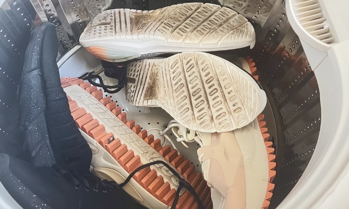 Dùng máy giặt đến năm thứ 10, tôi mới nhận ra 6 sai lầm tai hại- Ảnh 4. Dùng máy giặt đến năm thứ 10, tôi mới nhận ra 6 sai lầm tai hại- Ảnh 4.