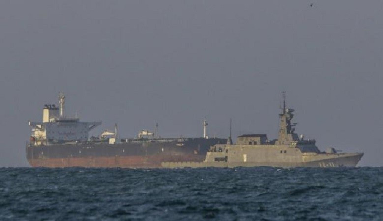 Giá dầu tăng vọt khi Mỹ lệnh phong tỏa tàu dầu bị trừng phạt ra vào Venezuela- Ảnh 1.