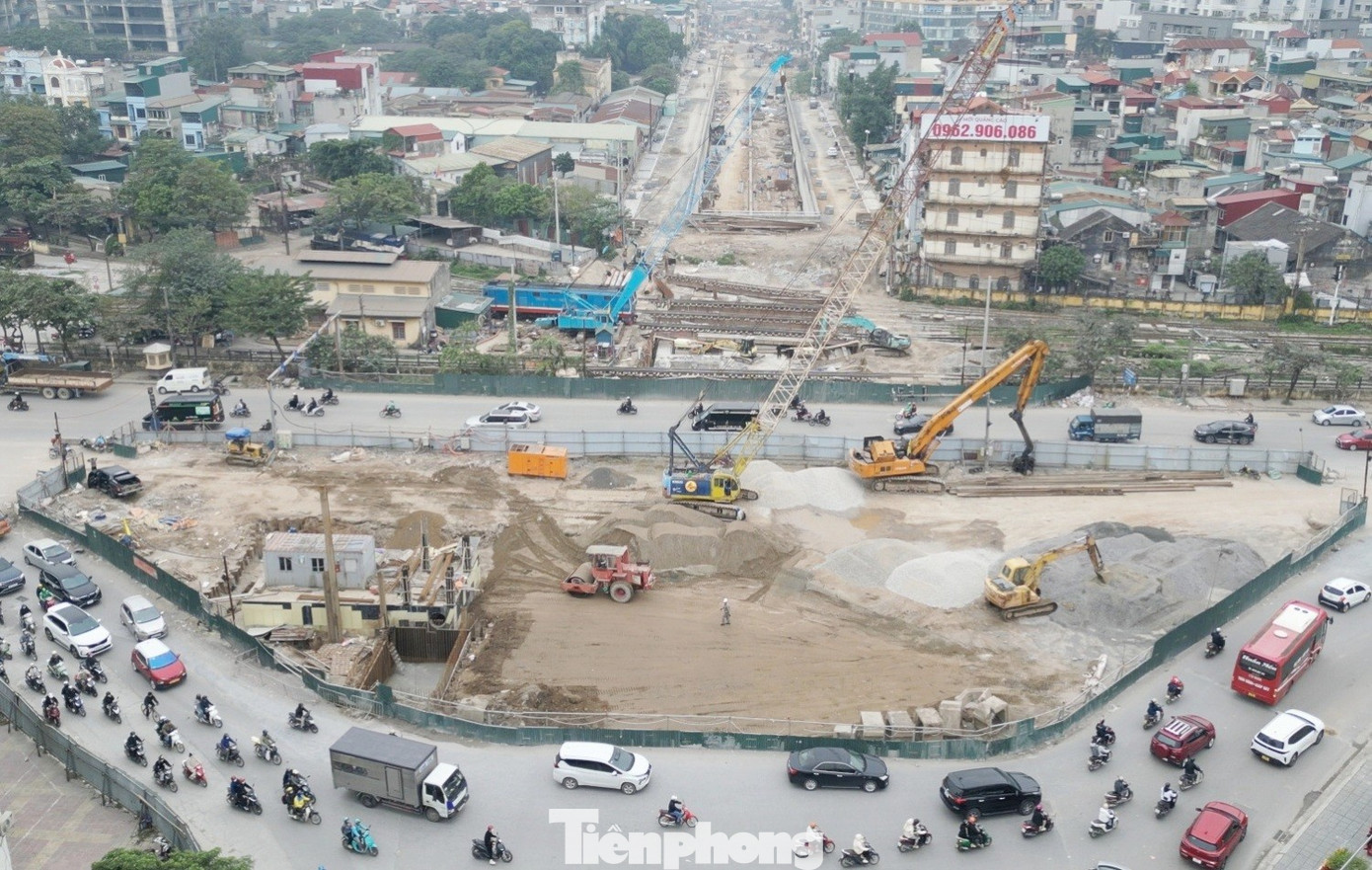 Được yêu cầu dỡ rào trước 25/12, hầm chui Vành đai 2,5 đang thi công ra sao?- Ảnh 7.