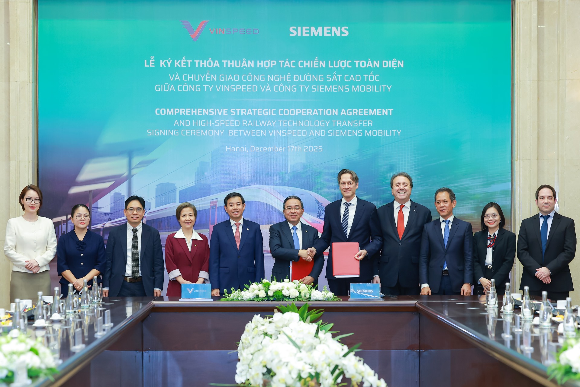 VinSpeed của tỷ phú Phạm Nhật Vượng bắt tay chuyên gia đường sắt hàng đầu thế giới Siemens Mobility - Ảnh 2.