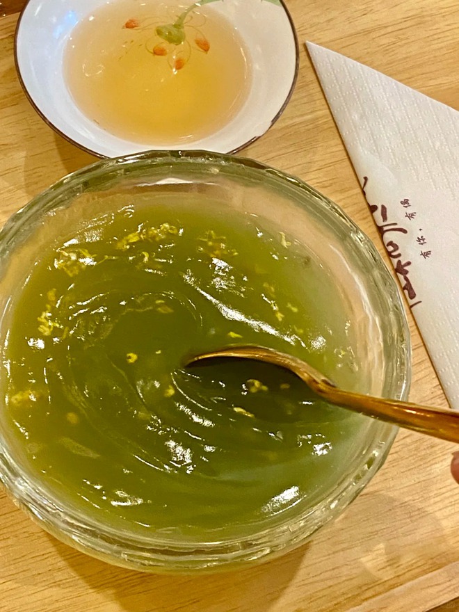 Đến Hàng Châu đừng chỉ ngắm Tây Hồ, hãy nếm thử thức quà thanh tao tựa như "chè bột sắn" phiên bản thượng lưu - Ảnh 6. Đến Hàng Châu đừng chỉ ngắm Tây Hồ, hãy nếm thử thức quà thanh tao tựa như "chè bột sắn" phiên bản thượng lưu - Ảnh 6.