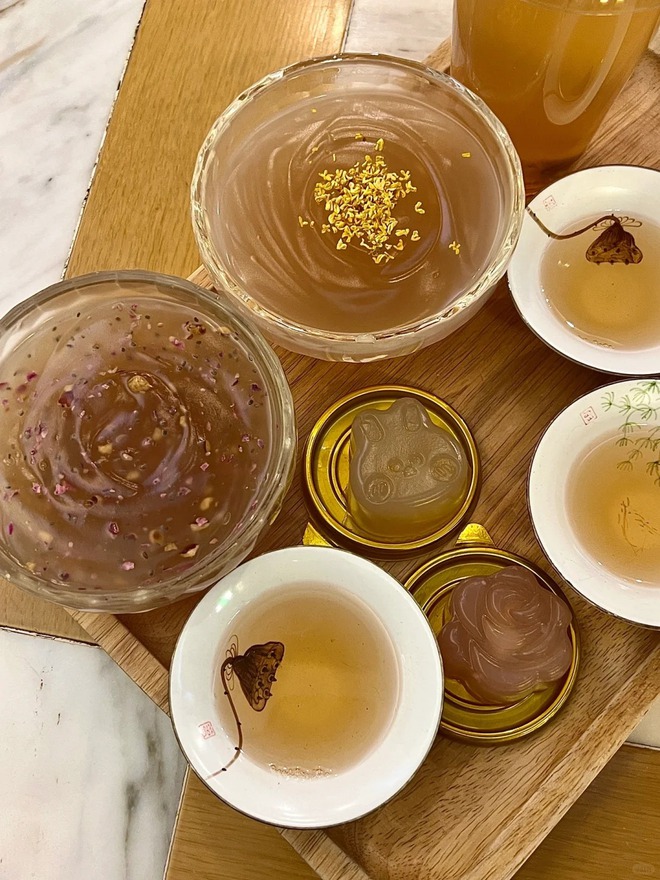 Đến Hàng Châu đừng chỉ ngắm Tây Hồ, hãy nếm thử thức quà thanh tao tựa như "chè bột sắn" phiên bản thượng lưu - Ảnh 13. Đến Hàng Châu đừng chỉ ngắm Tây Hồ, hãy nếm thử thức quà thanh tao tựa như "chè bột sắn" phiên bản thượng lưu - Ảnh 13.