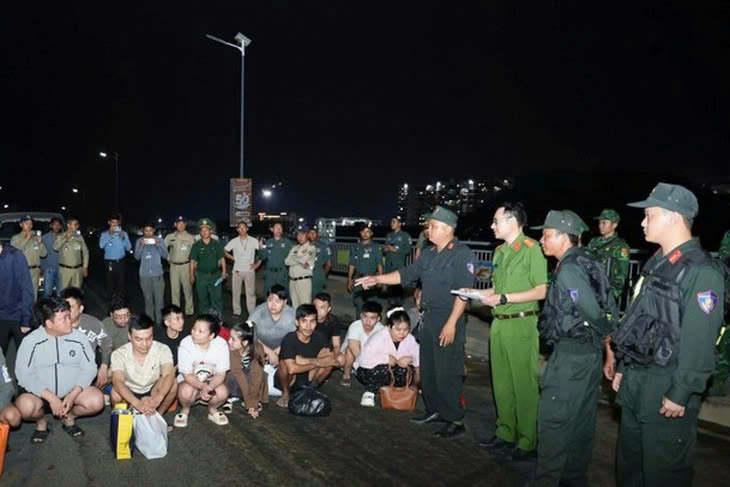 Người phụ nữ trẻ đẹp điều hành đường dây lừa đảo 3.000 người với số tiền giao dịch 7.500 tỉ đồng- Ảnh 1. Người phụ nữ trẻ đẹp điều hành đường dây lừa đảo 3.000 người với số tiền giao dịch 7.500 tỉ đồng- Ảnh 1.