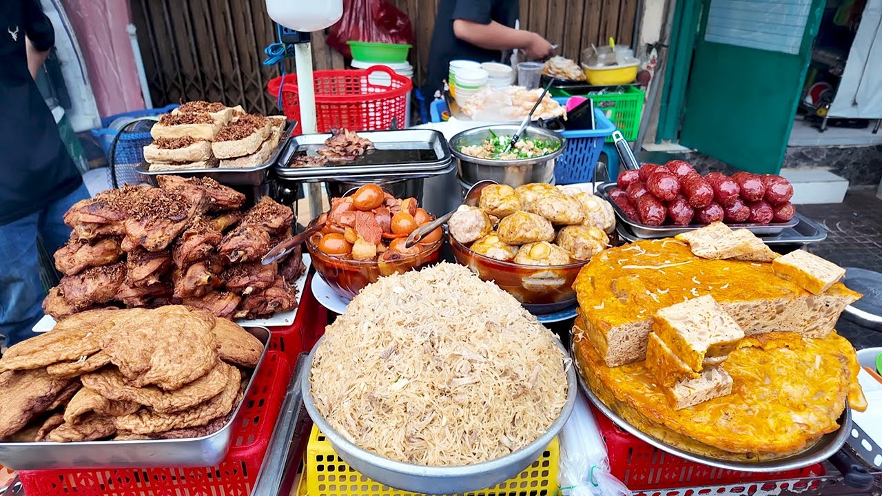 Không phải phở, món ăn từ 20.000 đồng/phần mới là hương vị Việt vào top 100 bữa sáng ngon nhất thế giới- Ảnh 4. Không phải phở, món ăn từ 20.000 đồng/phần mới là hương vị Việt vào top 100 bữa sáng ngon nhất thế giới- Ảnh 4.