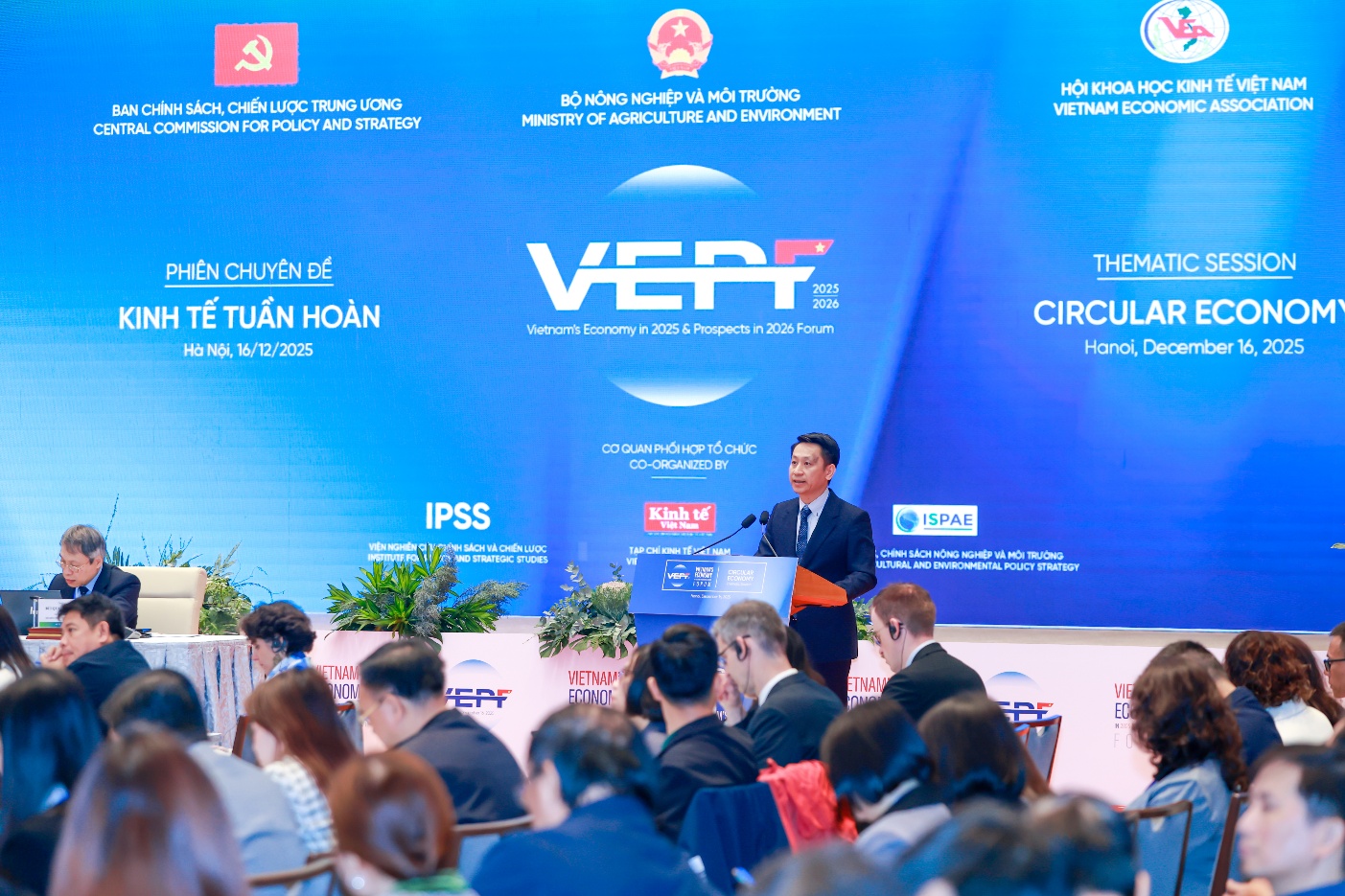 Kinh tế tuần hoàn là động lực chuyển đổi xanh - Ảnh 2. Kinh tế tuần hoàn là động lực chuyển đổi xanh - Ảnh 2.