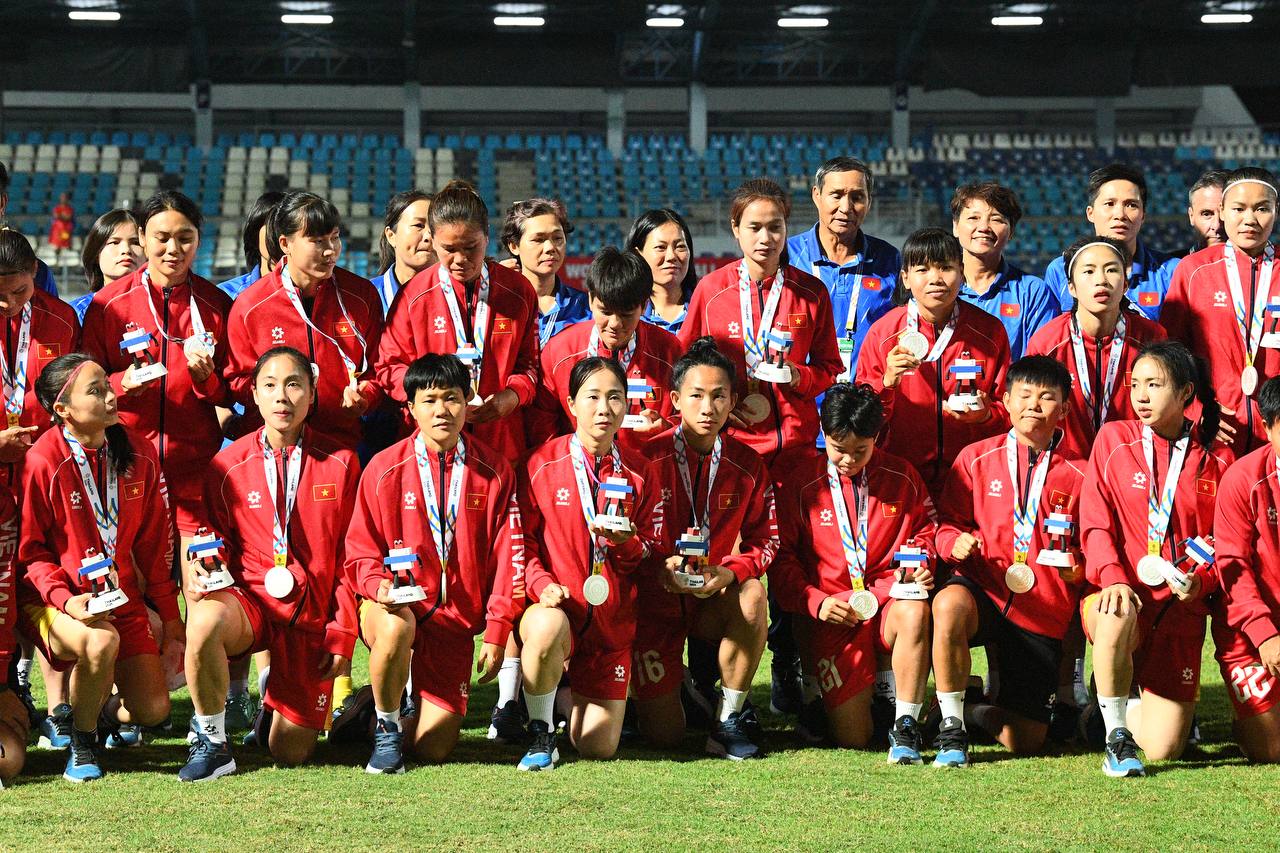 Đêm SEA Games đầy uất ức của Bích Thuỳ: Mất trắng bàn thắng, phản ứng gắt vì bị thay ra, rơi nước mắt bất lực- Ảnh 31.