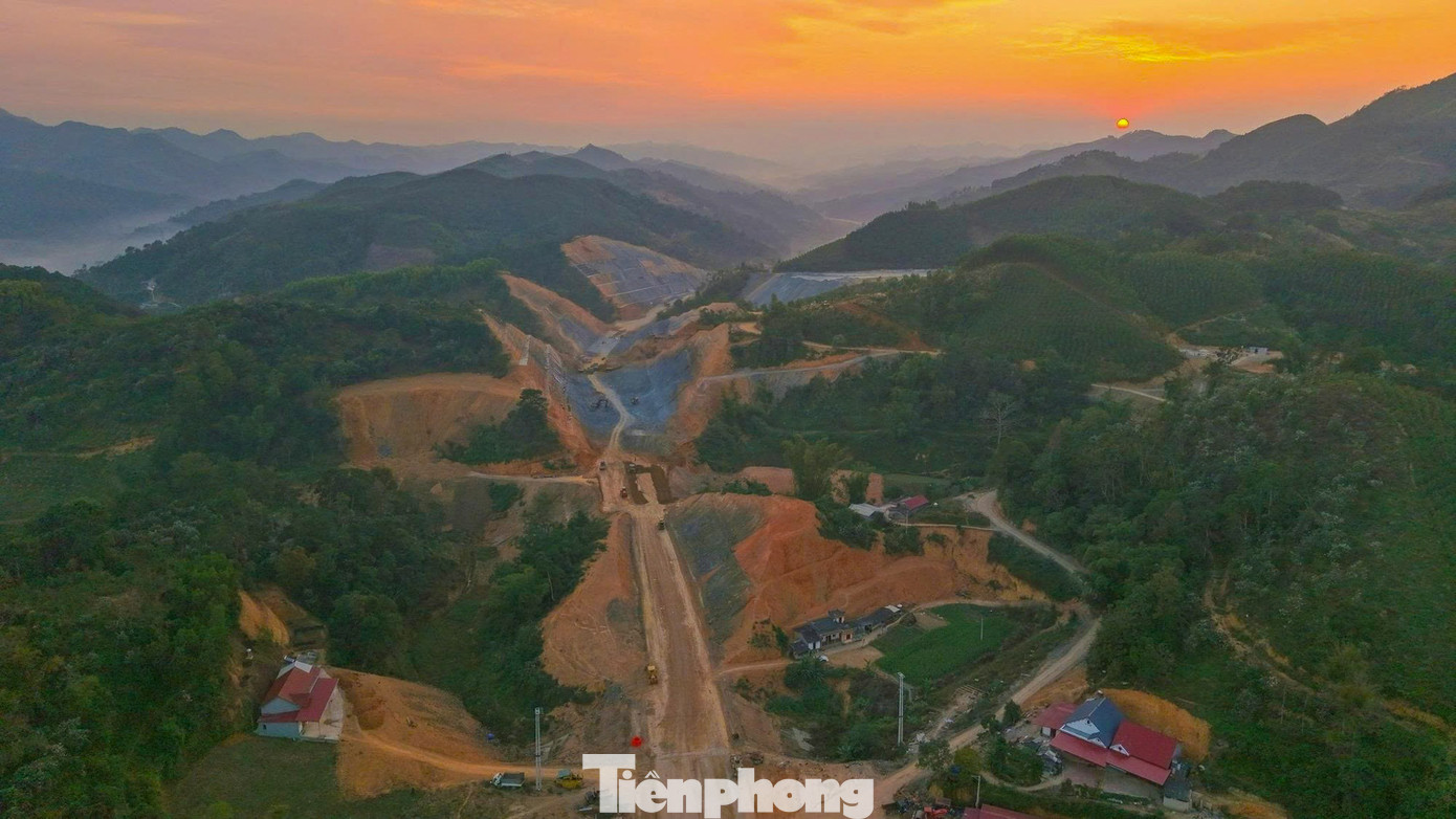 Cao tốc Hữu Nghị - Chi Lăng chạy đua đến cột mốc ngày khánh thành- Ảnh 8.