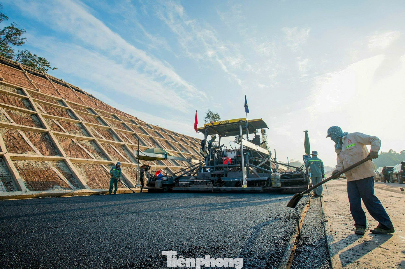 Cao tốc Hữu Nghị - Chi Lăng chạy đua đến cột mốc ngày khánh thành- Ảnh 5.