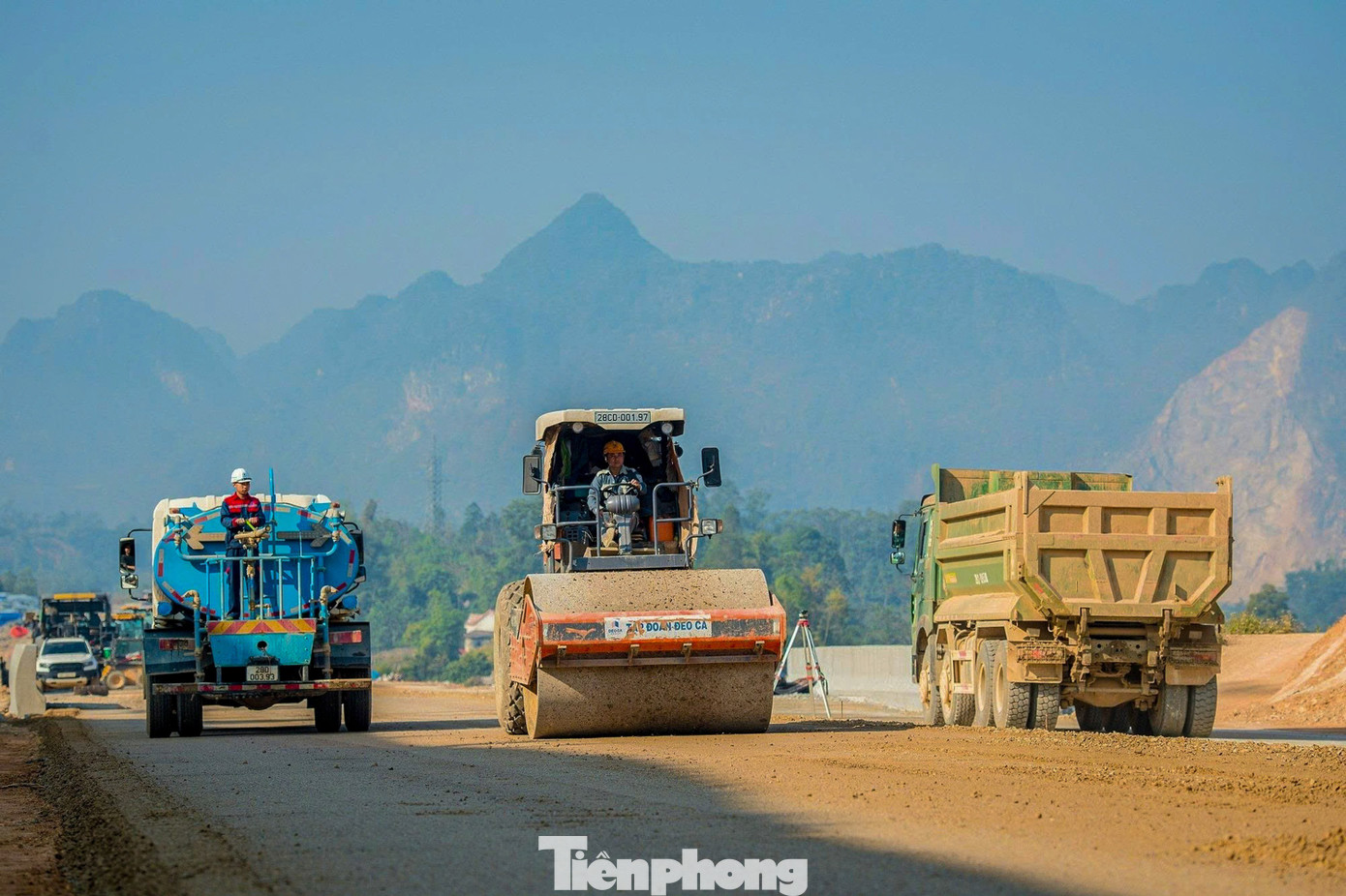 Cao tốc Hữu Nghị - Chi Lăng chạy đua đến cột mốc ngày khánh thành- Ảnh 4.