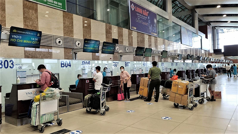 Thông báo mới quan trọng liên quan tới cổng check-in tại Cảng hàng không Nội Bài - Ảnh 2.