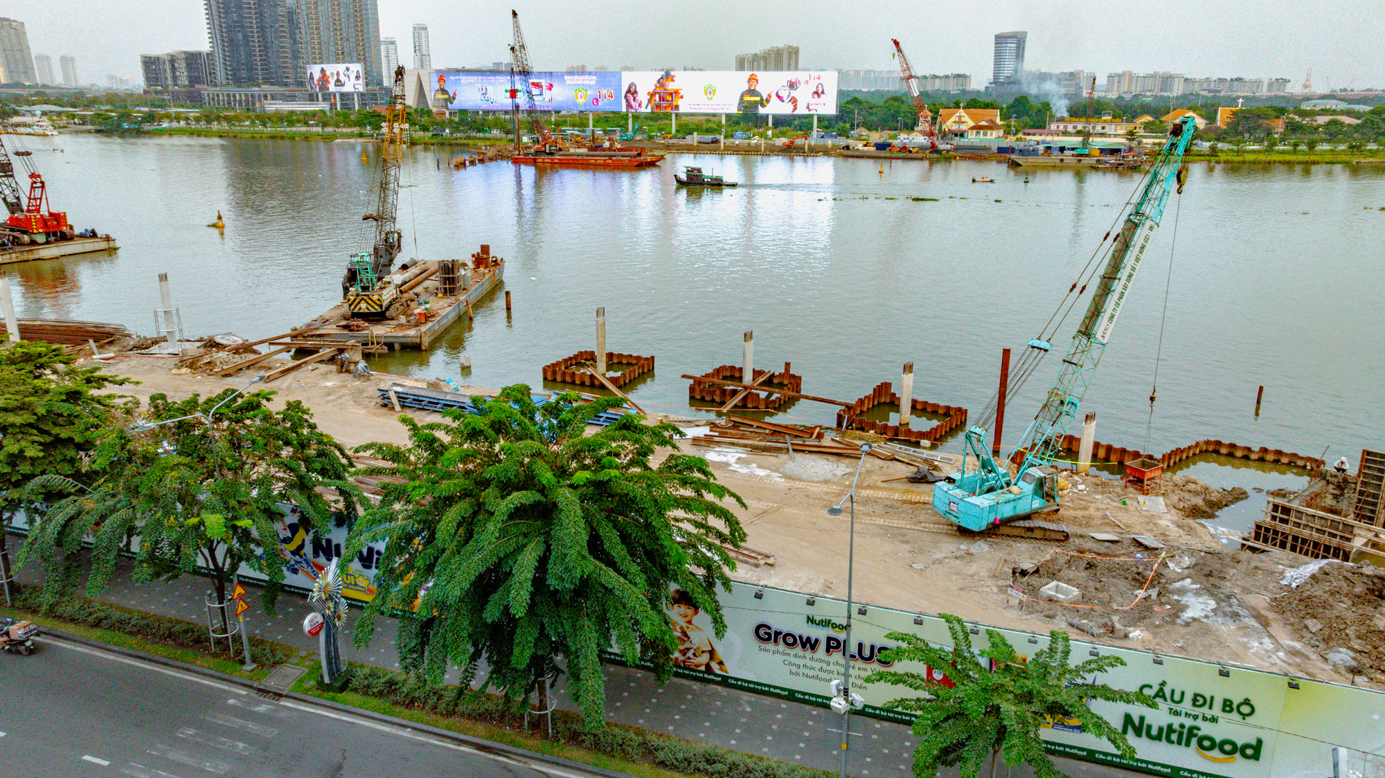Ngắm công trường xây dựng cầu gần 1.000 tỷ là món quà của Nutifood tặng TP.HCM  - Ảnh 11.