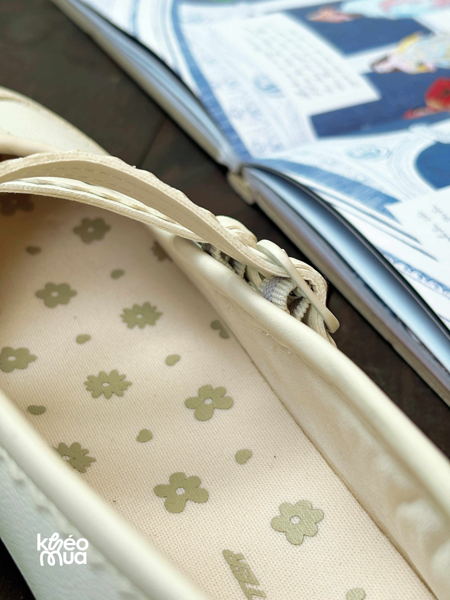 Đôi giày “vừa ra mắt đã quá khó để mua” của Biti’s: Dáng quốc tế, giá Việt Nam và tranh cãi sôi nổi giữa “mua hàng hiệu” hay “vừa giá” mới là tối ưu?- Ảnh 4.