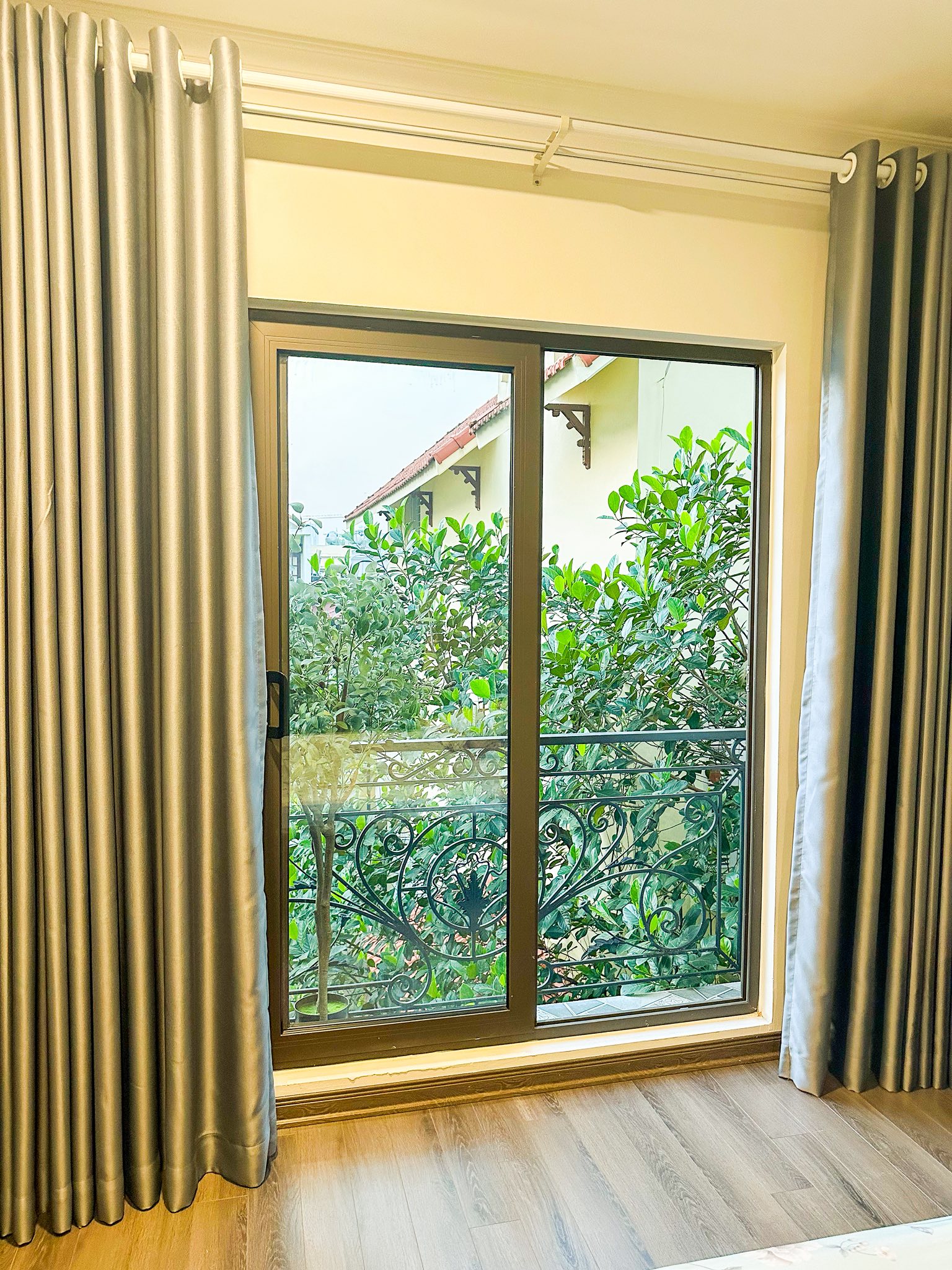 Mẹ 2 con dọn 6 tầng nhà chỉ 1 tiếng mỗi ngày: Nhờ một “chiêu” đơn giản mà tầng nào cũng sạch thơm bóng loáng- Ảnh 12. Mẹ 2 con dọn 6 tầng nhà chỉ 1 tiếng mỗi ngày: Nhờ một “chiêu” đơn giản mà tầng nào cũng sạch thơm bóng loáng- Ảnh 12.