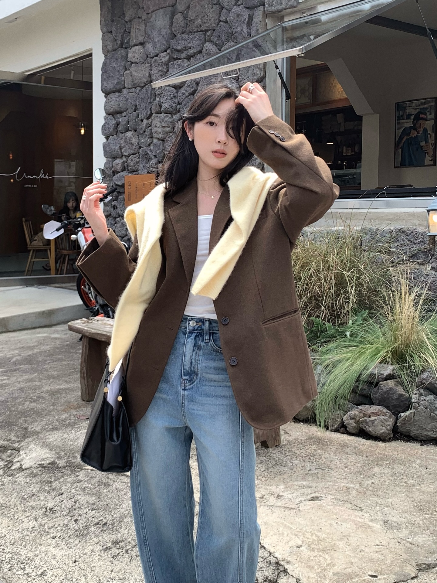 Quần ống rộng vốn đã sang nhưng mặc theo 5 công thức này lại càng thêm đẳng cấp- Ảnh 3. Quần ống rộng vốn đã sang nhưng mặc theo 5 công thức này lại càng thêm đẳng cấp- Ảnh 3.