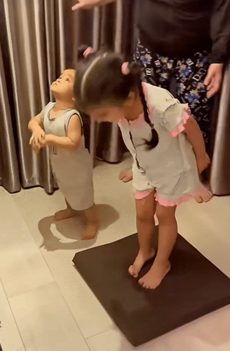  Con gái lớn bật khóc mách mẹ vì bị em trêu, mẹ Võ Hạ Trâm xử lý theo cách không ai ngờ tới- Ảnh 4.