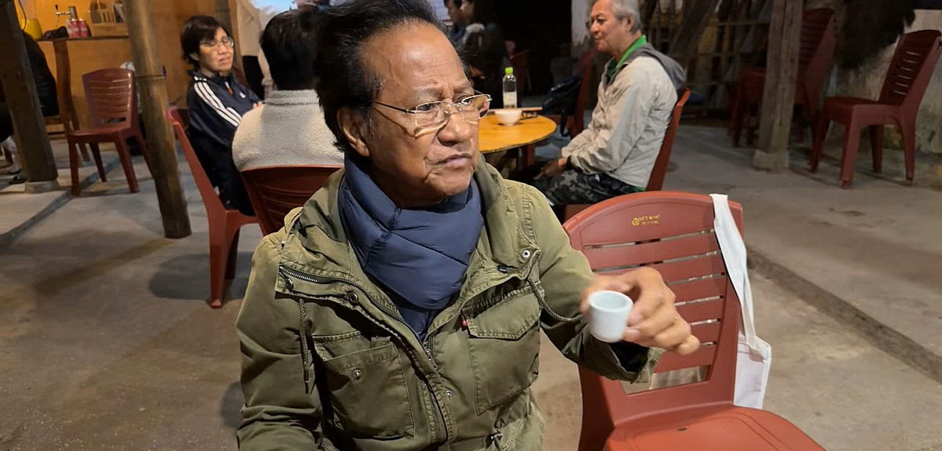 Chế Linh U90 tới tận Hà Giang: "Tôi thấy sướng lắm"- Ảnh 2.