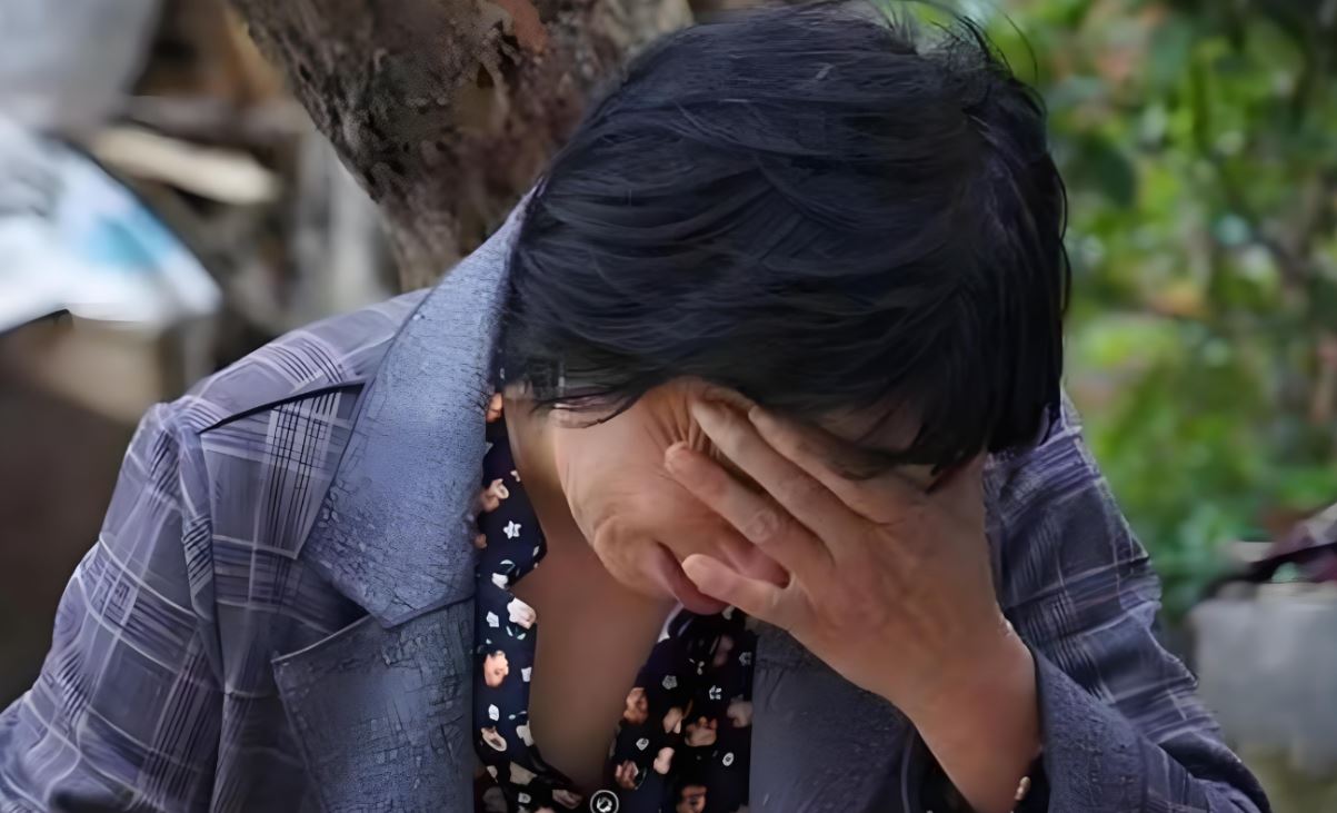 Mẹ Hà Nội bán 15 cây vàng năm 2024 để cho con đi du học, giờ vàng hơn 15 triệu/lượng, tiếc đứt ruột nhưng vẫn phải thừa nhận điều này!- Ảnh 1.