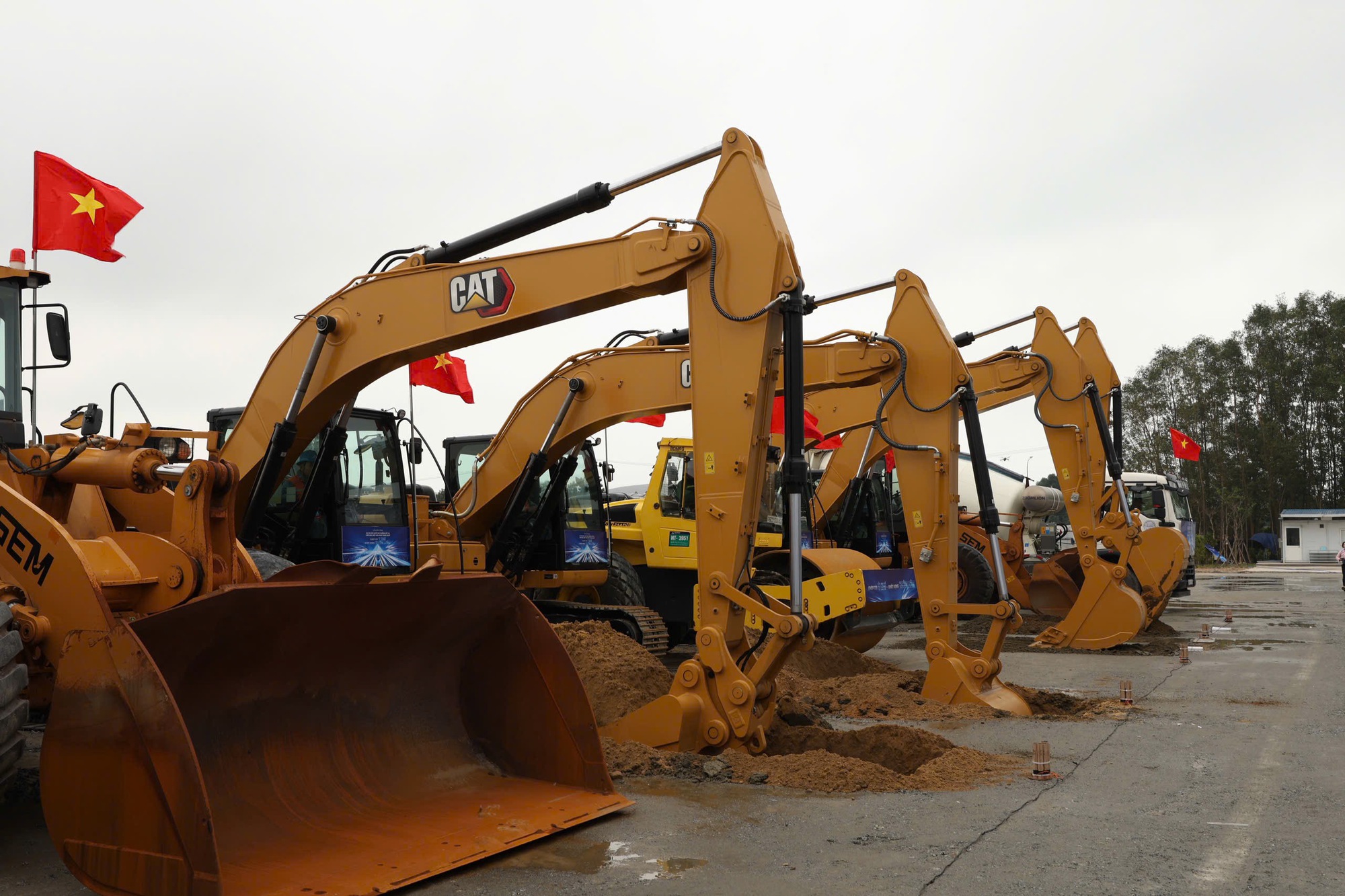 Tỷ phú Trần Đình Long nhấn nút dự án 10.000 tỷ: Sẽ ra lò  thép ray "Made in Vietnam" sớm hơn một năm so với kế hoạch- Ảnh 5.