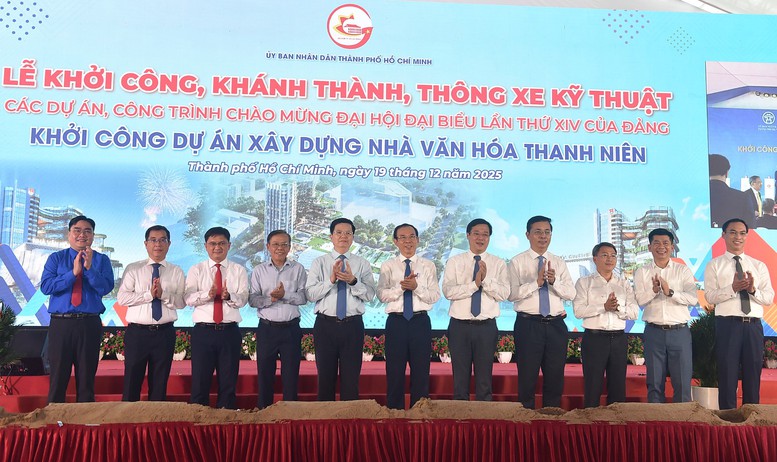 TỔNG THUẬT: Thủ tướng Chính phủ và Chủ tịch Quốc hội dự lễ khởi công, khánh thành 234 dự án lớn trên cả nước- Ảnh 24.