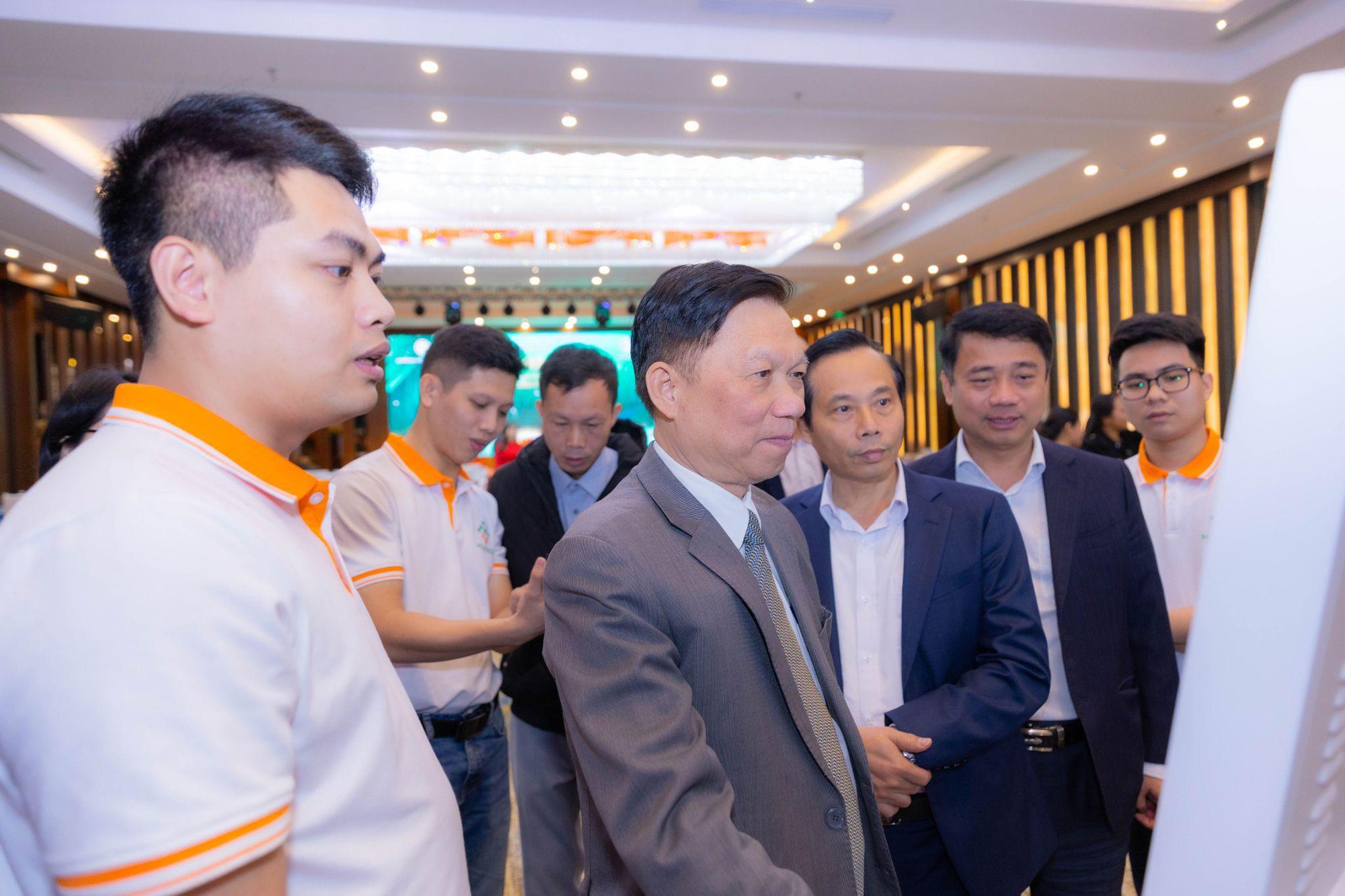 Meditech ra mắt, giới thiệu hệ sinh thái giải pháp y tế số toàn diện - Ảnh 1.