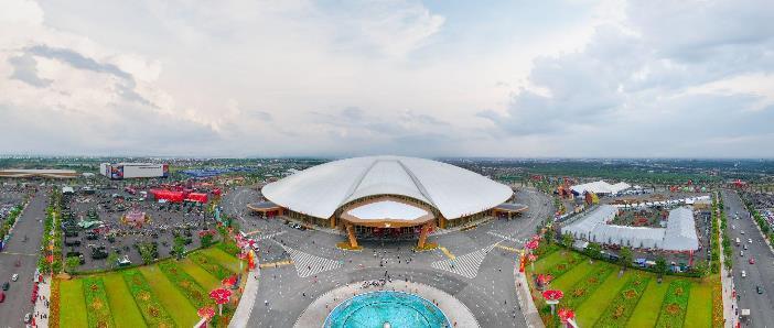 Huyền thoại T1 lần đầu đến Việt Nam, VEC trở thành điểm hẹn của cộng đồng eSports - Ảnh 2.