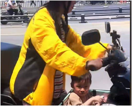 3 ca phẫu thuật, 9 đợt hóa trị, 12 lần xạ trị: Phía sau hình ảnh nữ shipper bỏ con gái vào thùng giao đồ- Ảnh 5.