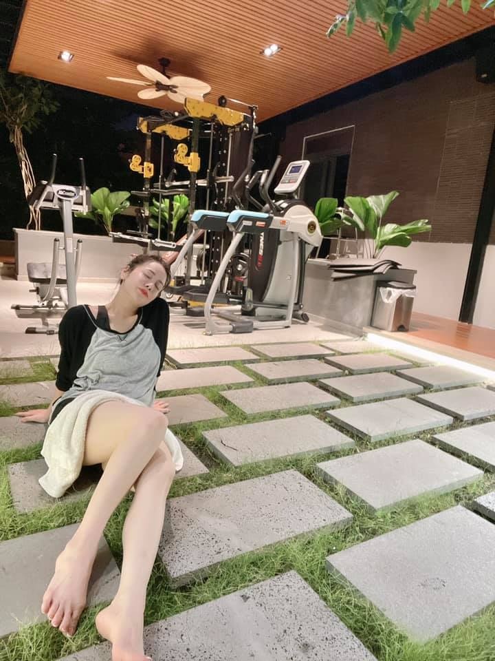 Nữ ca sĩ Việt 40 tuổi tự sinh con, không lấy chồng, ở biệt thự 20 tỷ- Ảnh 22.