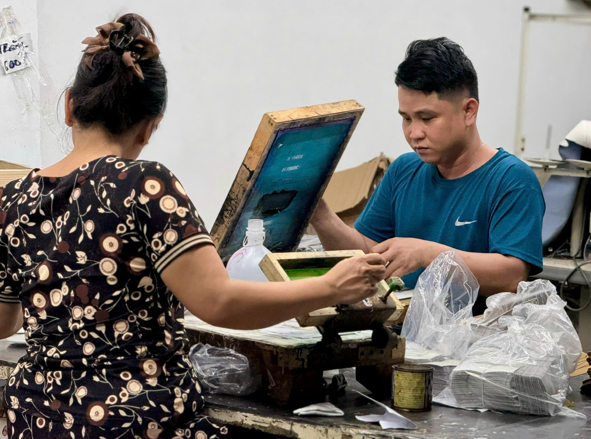 Tiền thưởng lễ, Tết có phải nộp thuế thu nhập cá nhân?- Ảnh 1.